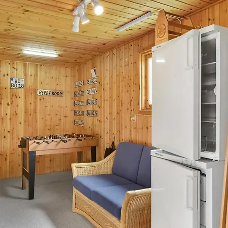 Gorgeous In With Kitchen Holiday home