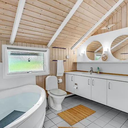 Gorgeous In With Kitchen Oksbol (Syddanmark)