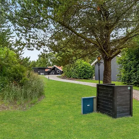 Holiday home Gorgeous In With Kitchen *